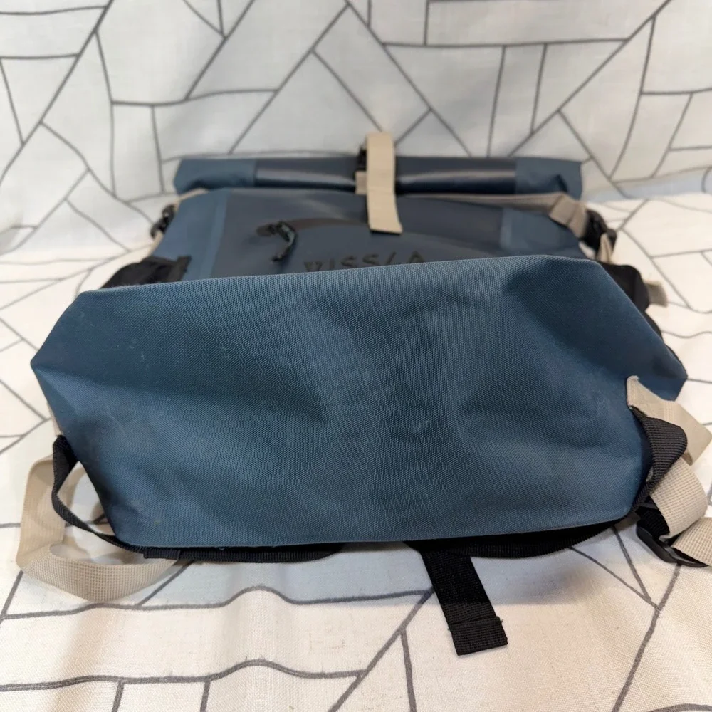 Vissla Dry Bag Backpack OS Blue Roll Top Waterproof Surf Gear MABG1NSB